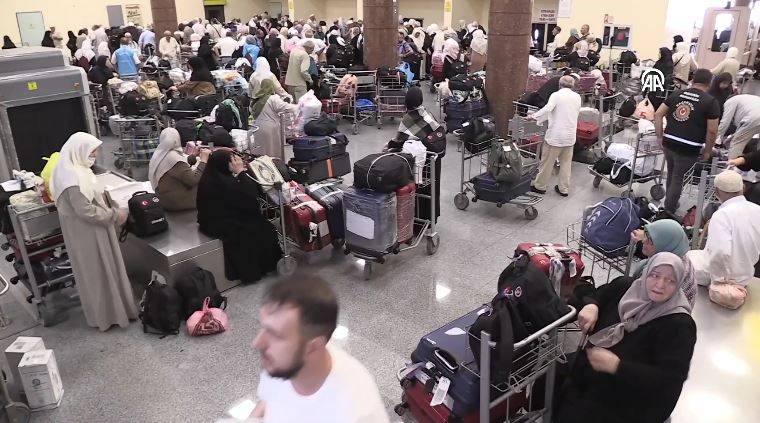 Hacıların kutsal topraklardan yurda dönüşü başladı 16